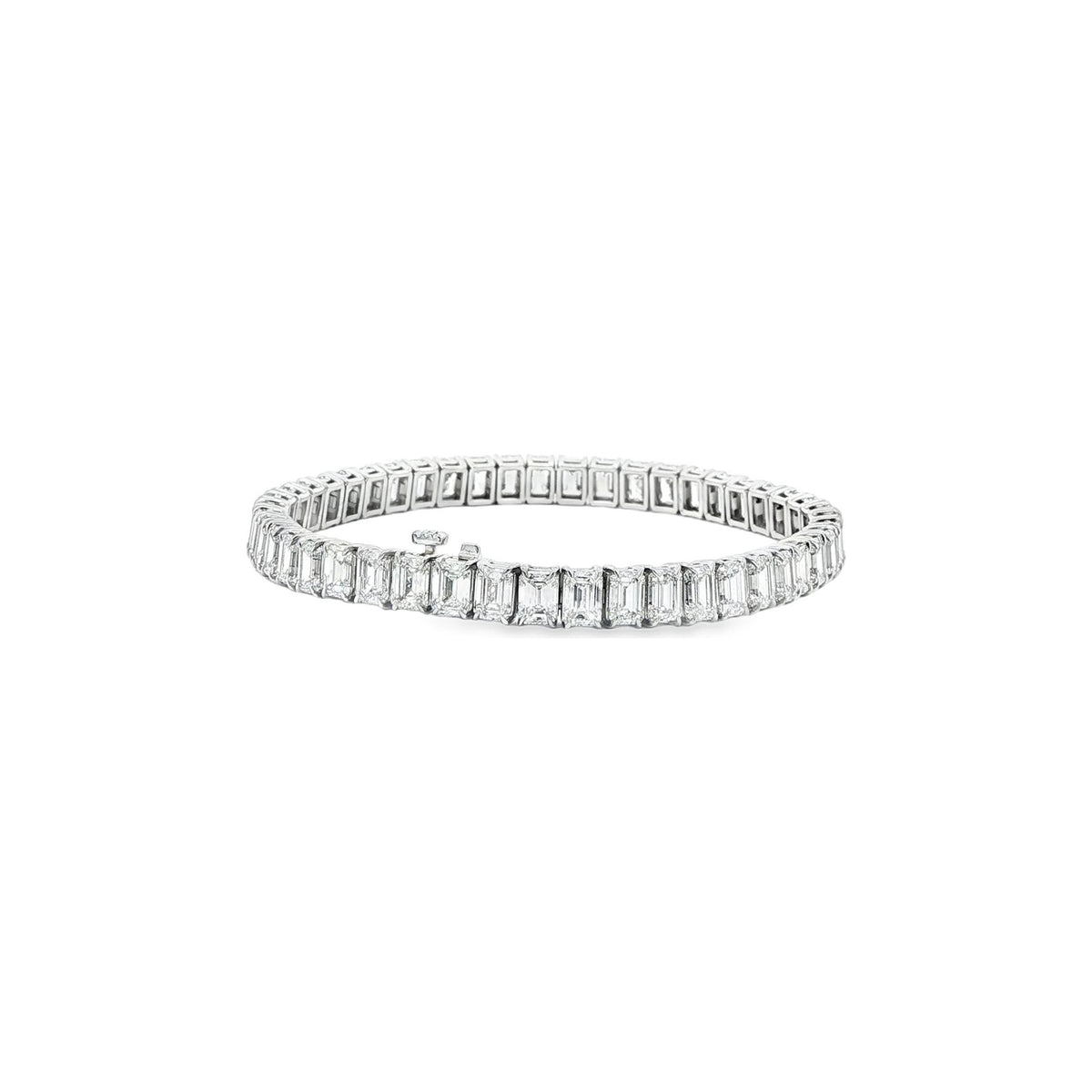19.10 CT. GIA Certified Emerald Cut Diamond Tennis Bracelet in Platinum