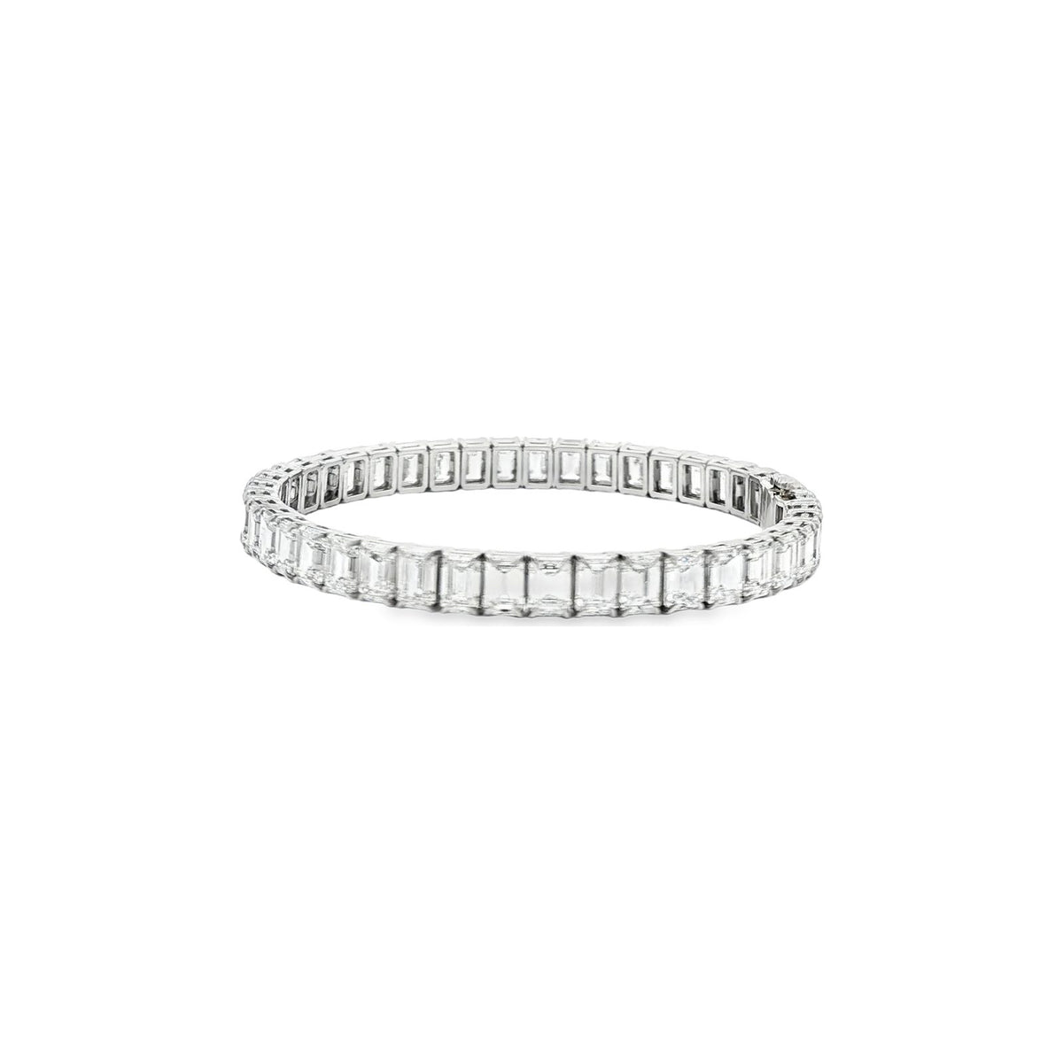 21.98 CT. GIA Certified Emerald Cut Diamond Tennis Bracelet in Platinum view 4