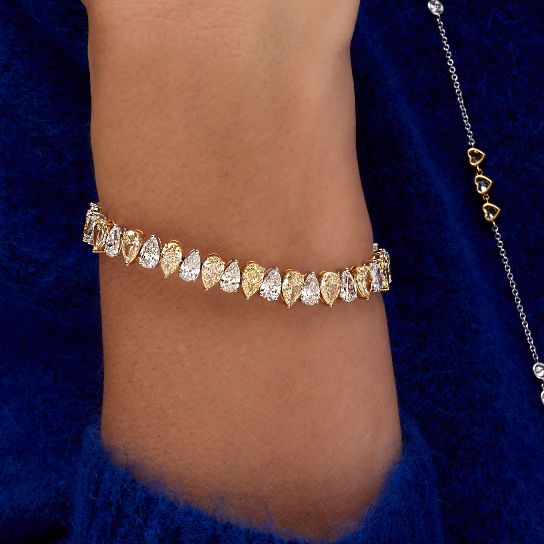 19.52 CT. Alternating Fancy Yellow Diamond and Pear Cut Diamond Bracelet in 18K White Gold and Yellow Gold