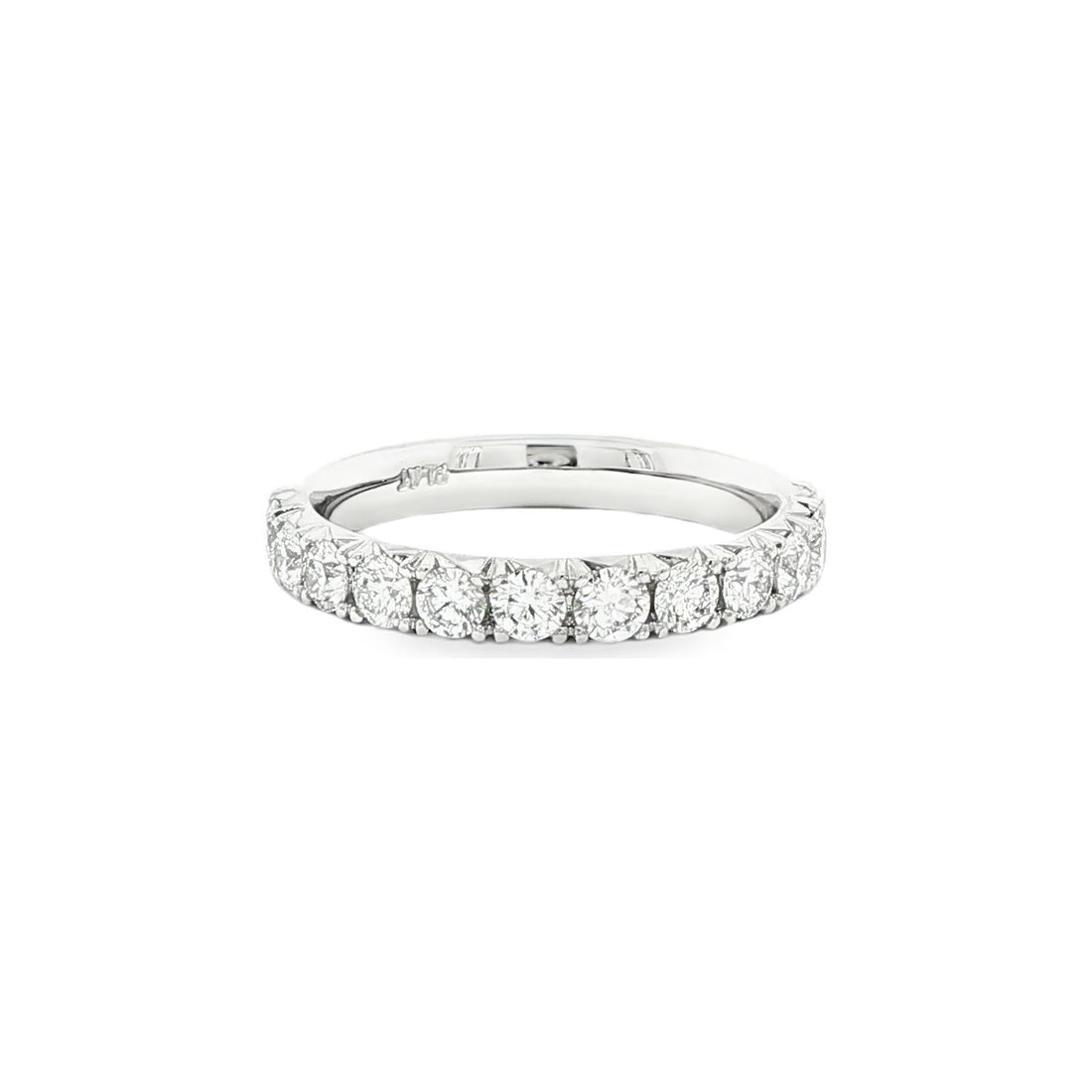 0.86 CT. Round Brilliant French Pavé Diamond Band in Platinum