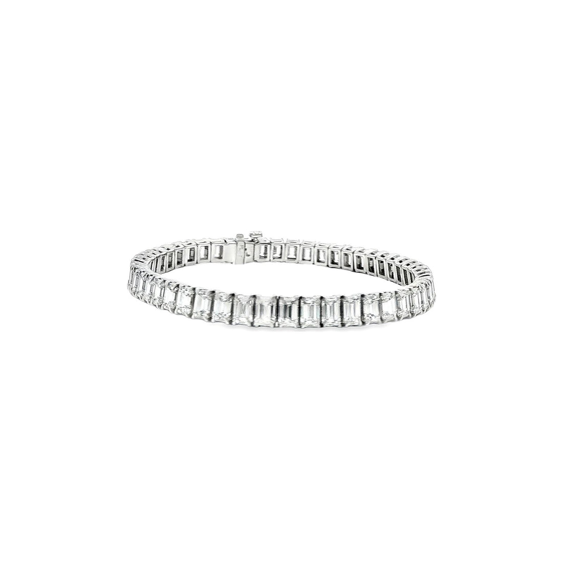 15.62 CT. GIA Certified Emerald Cut Diamond Tennis Bracelet in Platinum view 2