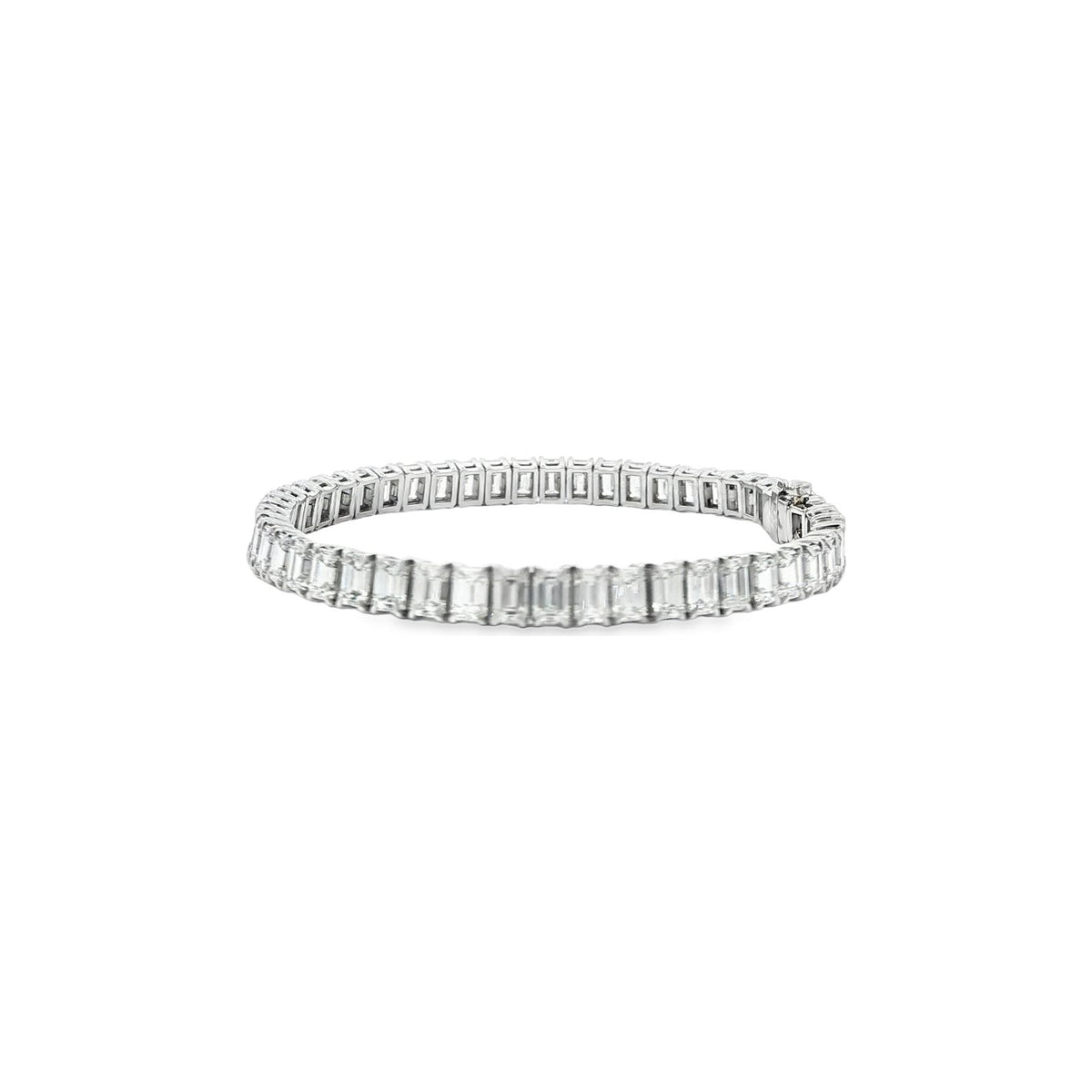 15.62 CT. GIA Certified Emerald Cut Diamond Tennis Bracelet in Platinum view 3