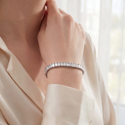 15.62 CT. GIA Certified Emerald Cut Diamond Tennis Bracelet in Platinum styled view