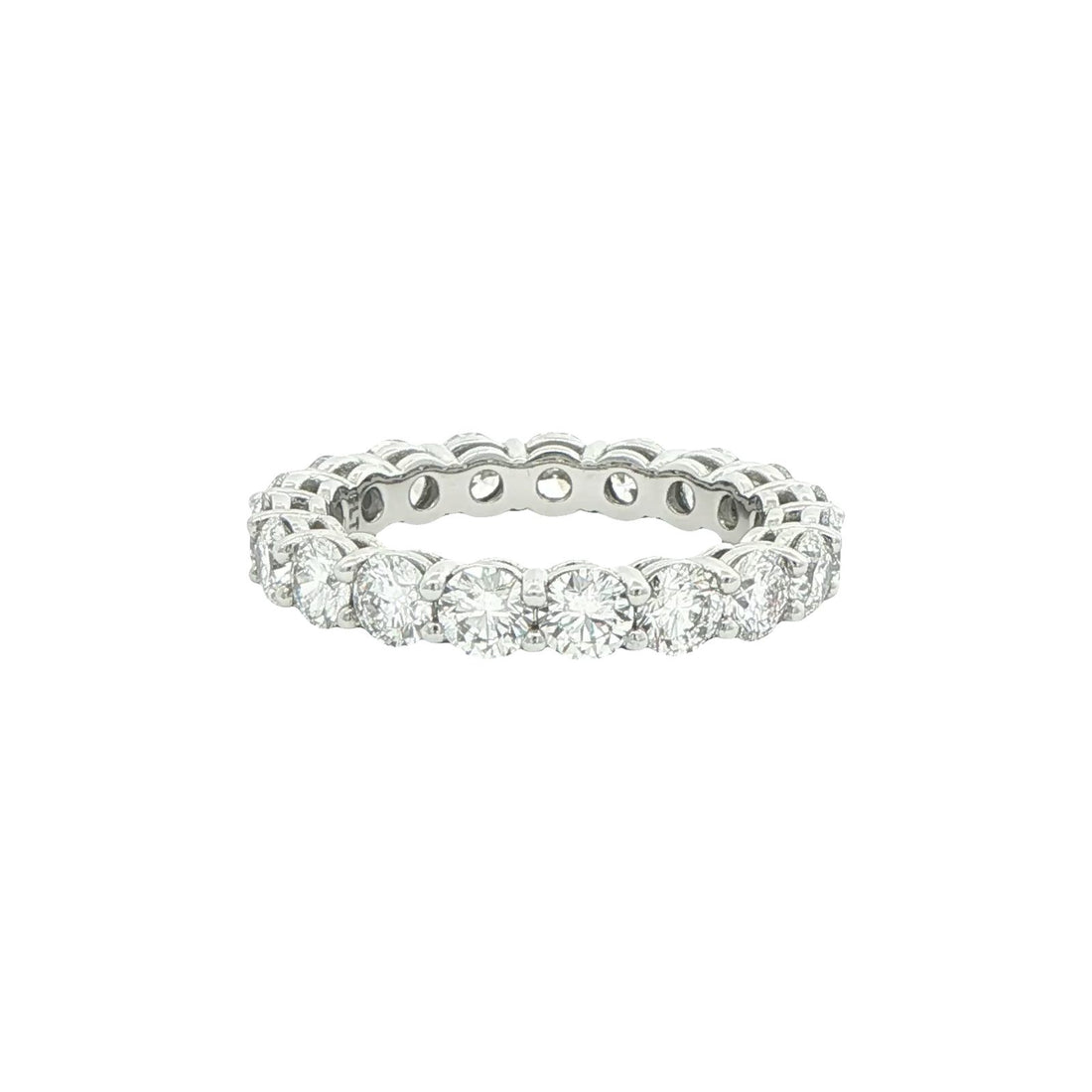 2.74 CT. Round Brilliant Diamond Eternity Band in Platinum
