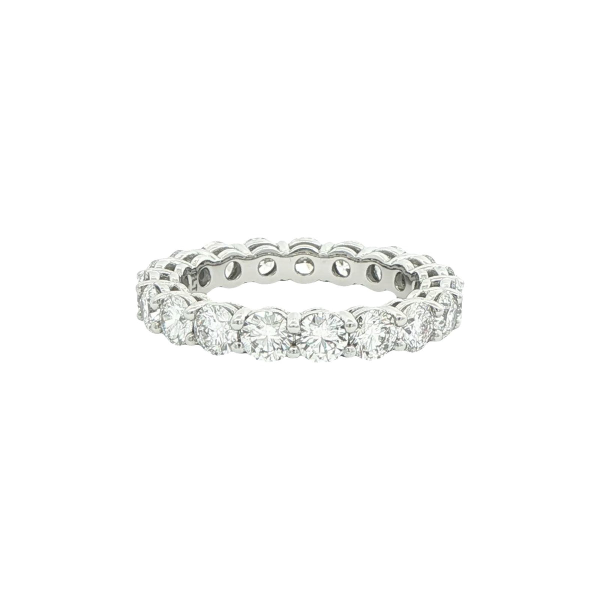 2.74 CT. Round Brilliant Diamond Eternity Band in Platinum