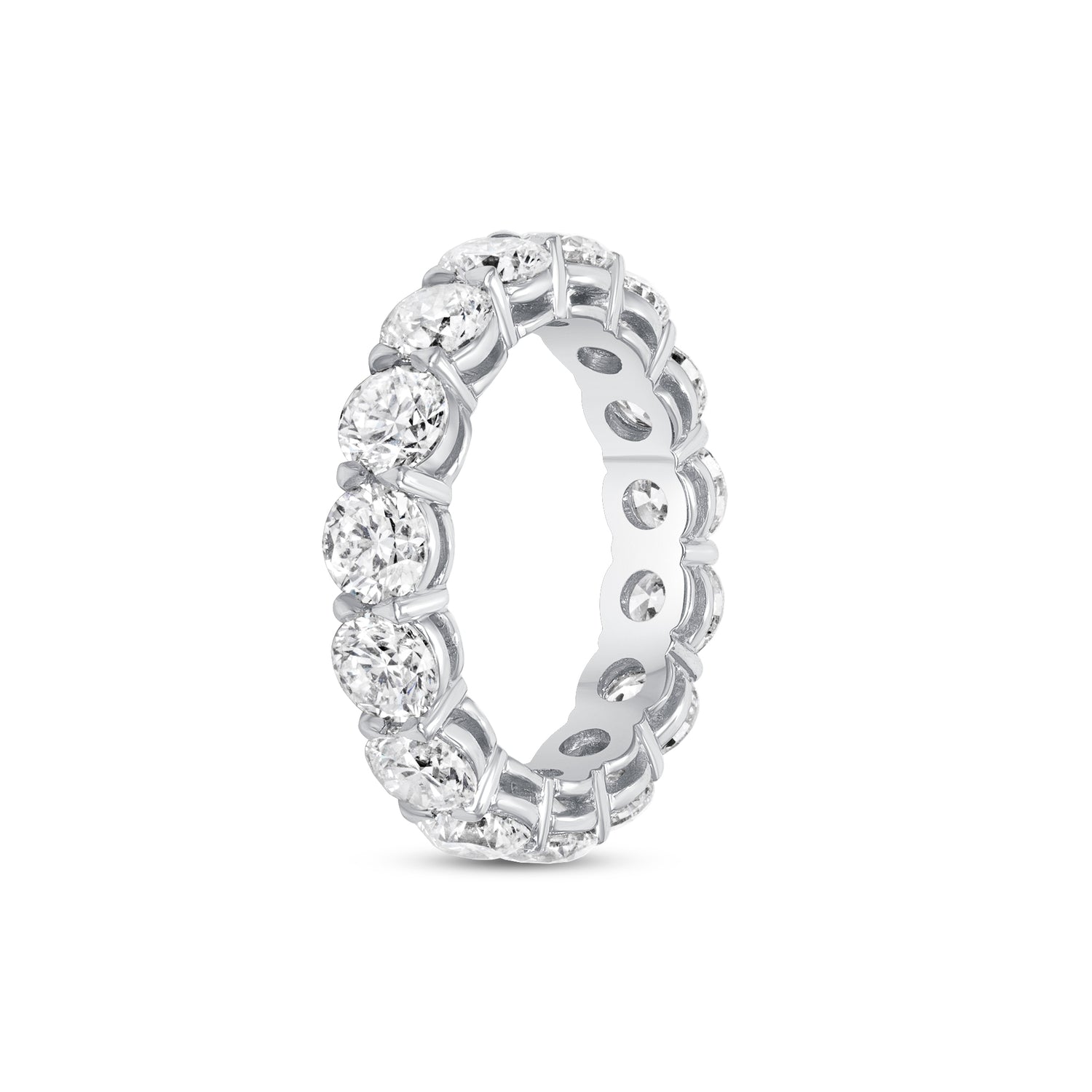 4.51 CT. Round Brilliant Diamond Eternity Band in Platinum